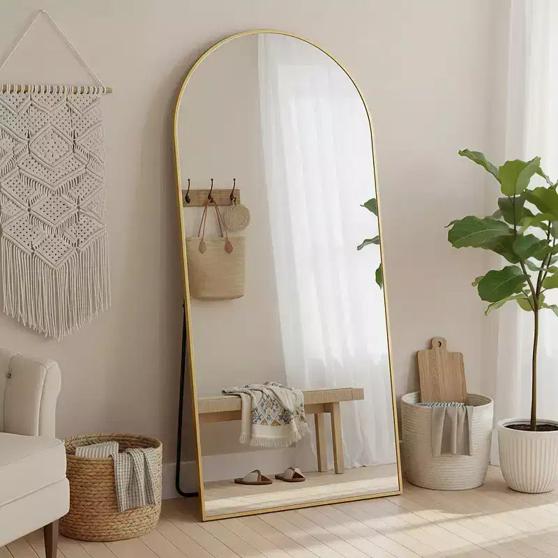 Miroir sur pied arqué pleine longueur de 71 pouces avec cadre en alliage d'aluminium pour salon