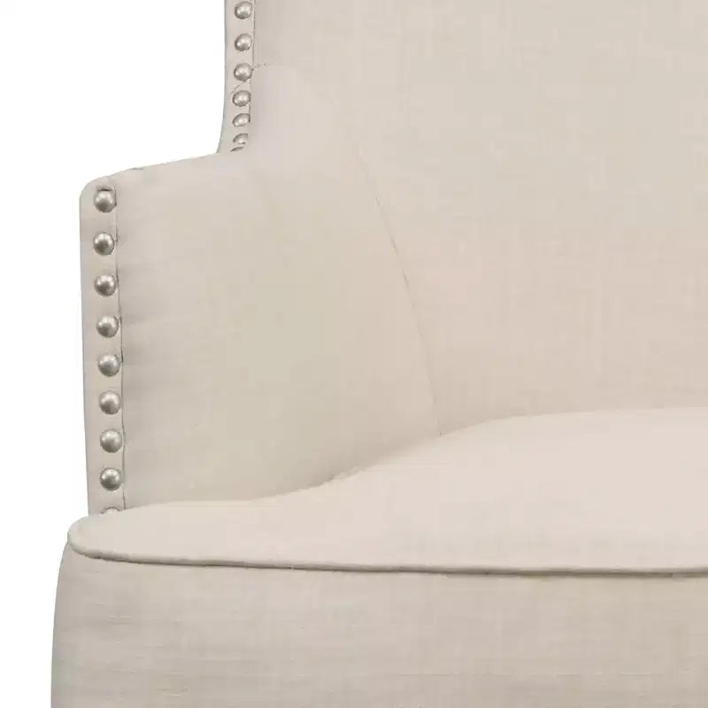 Chaise rembourrée à dossier haut