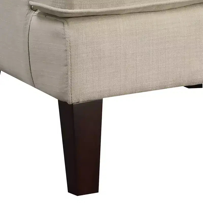 Chaise rembourrée à dossier haut